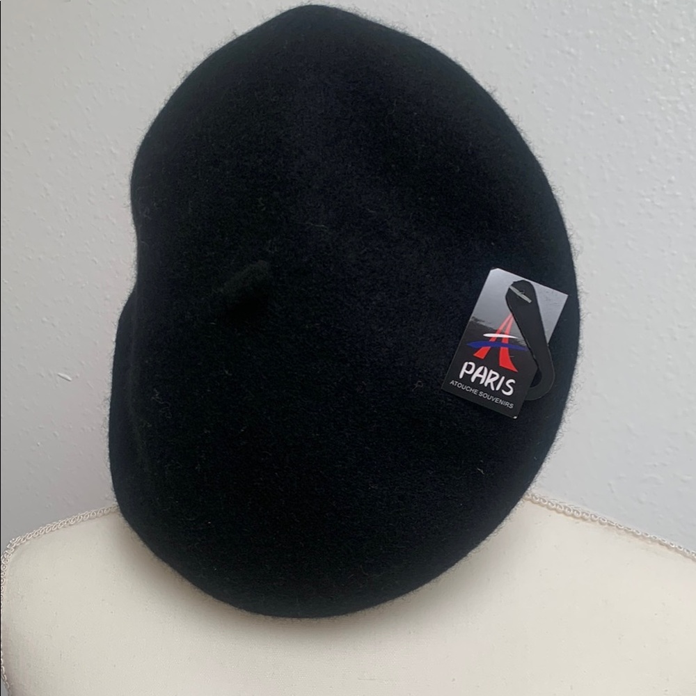Black Paris Beret